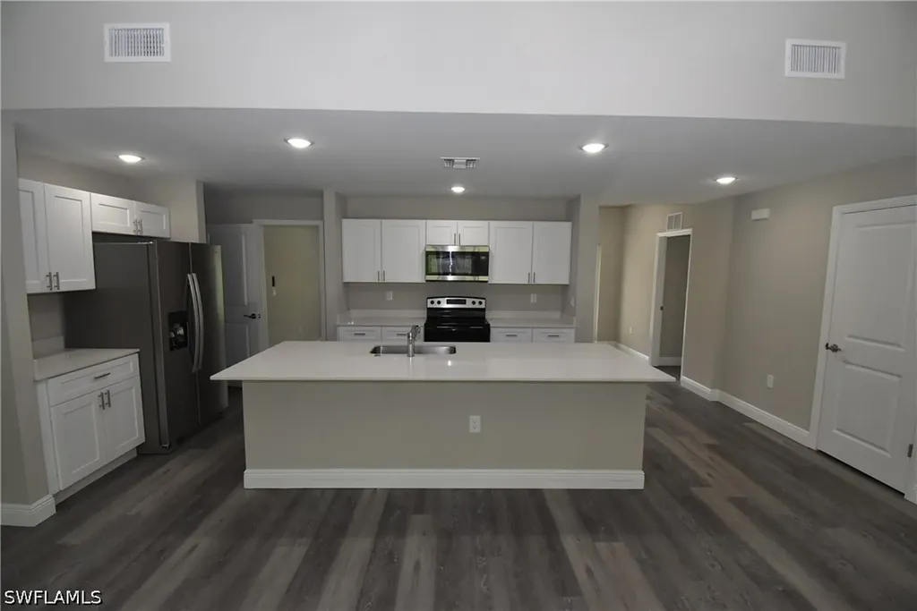 23493 Branch Avenue Port Charlotte FL 33980