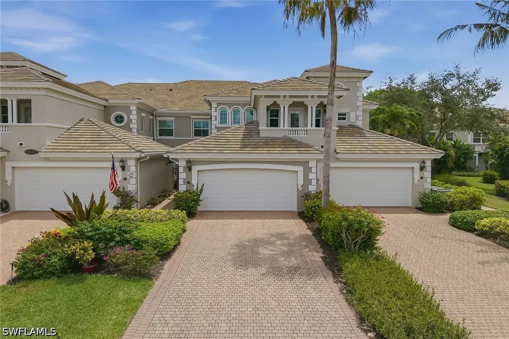 Naples FL, 9270 Campanile Circle, Unit 19204