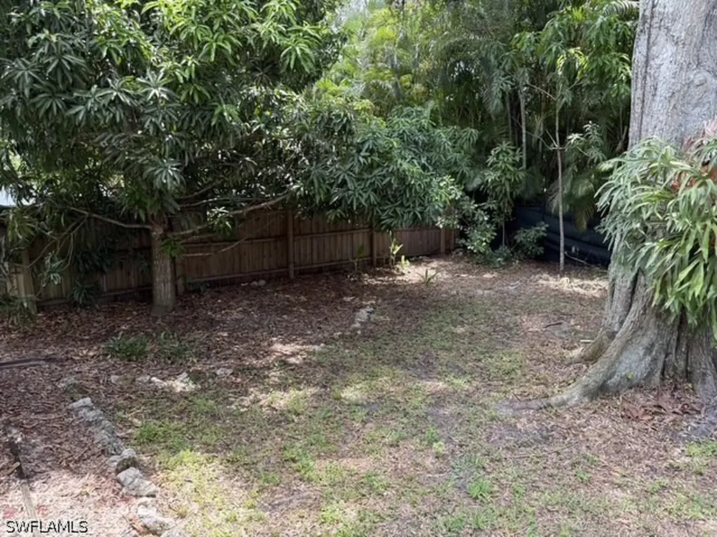 1280 Cypress Woods Drive Naples FL 34103
