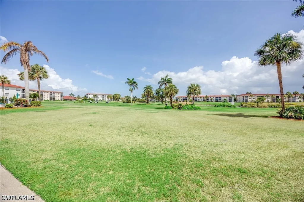 45 High Point Circle S Naples FL 34103