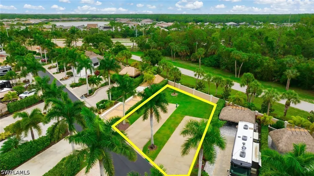 13559 Snook Circle Naples FL 34114