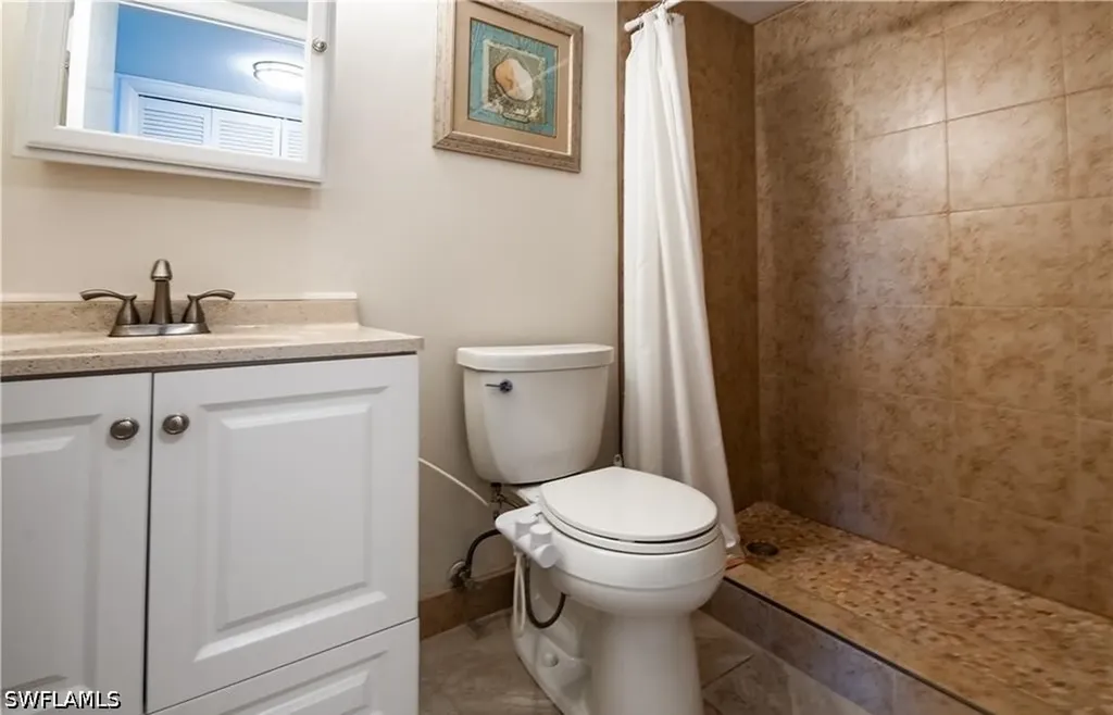 5 High Point Circle W Naples FL 34103