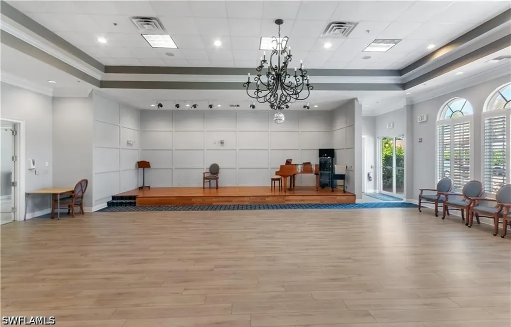 5 High Point Circle W Naples FL 34103