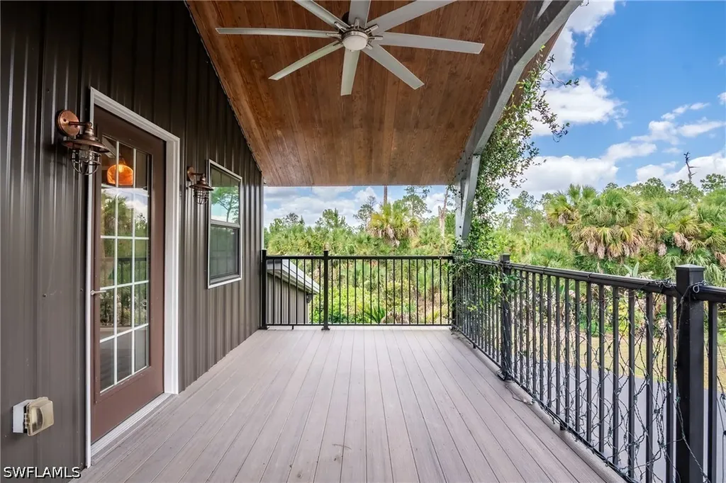 1301 Ivy Way Naples FL 34117