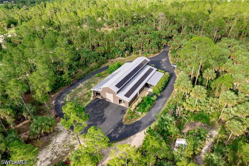 1301 Ivy Way Naples FL 34117