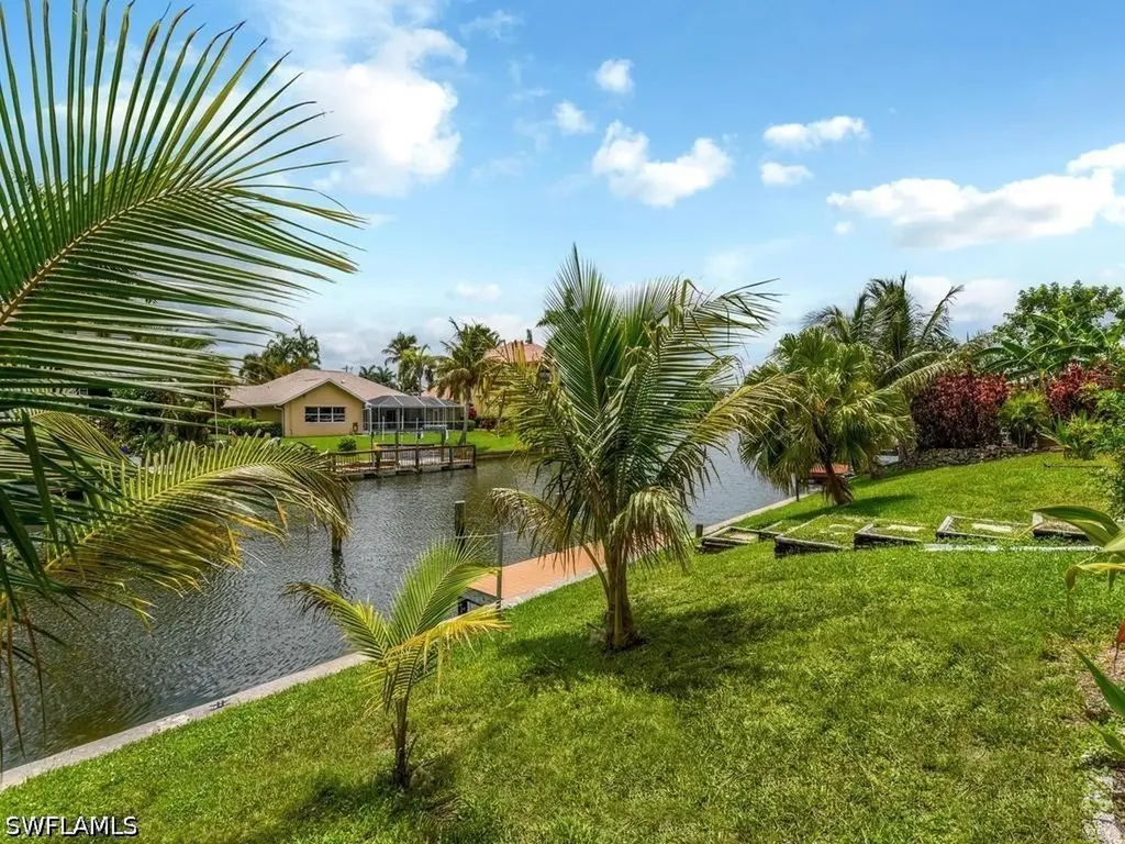 4809 SW 13th Avenue Cape Coral FL 33914