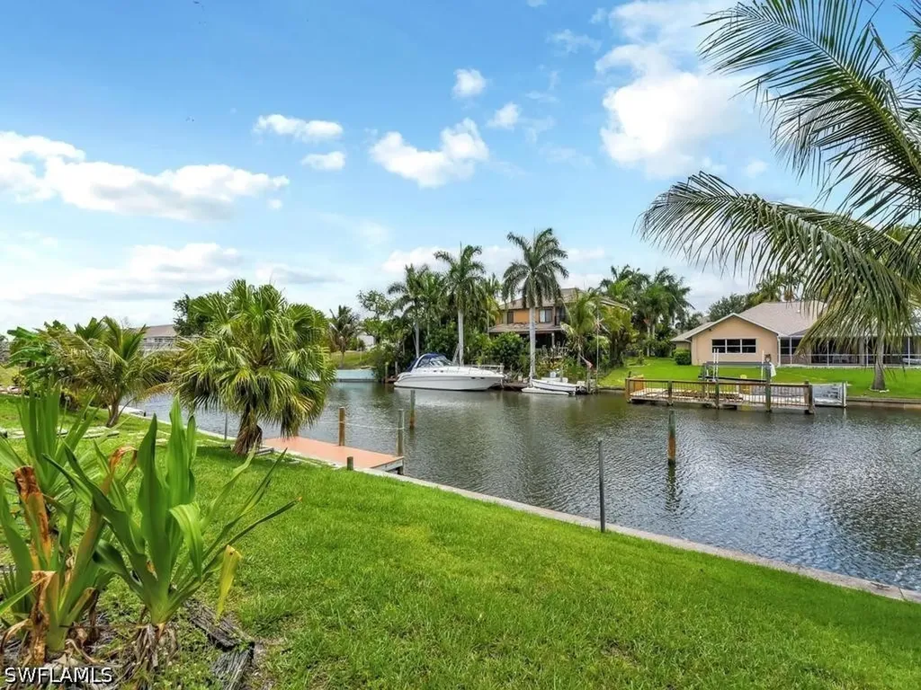 4809 SW 13th Avenue Cape Coral FL 33914