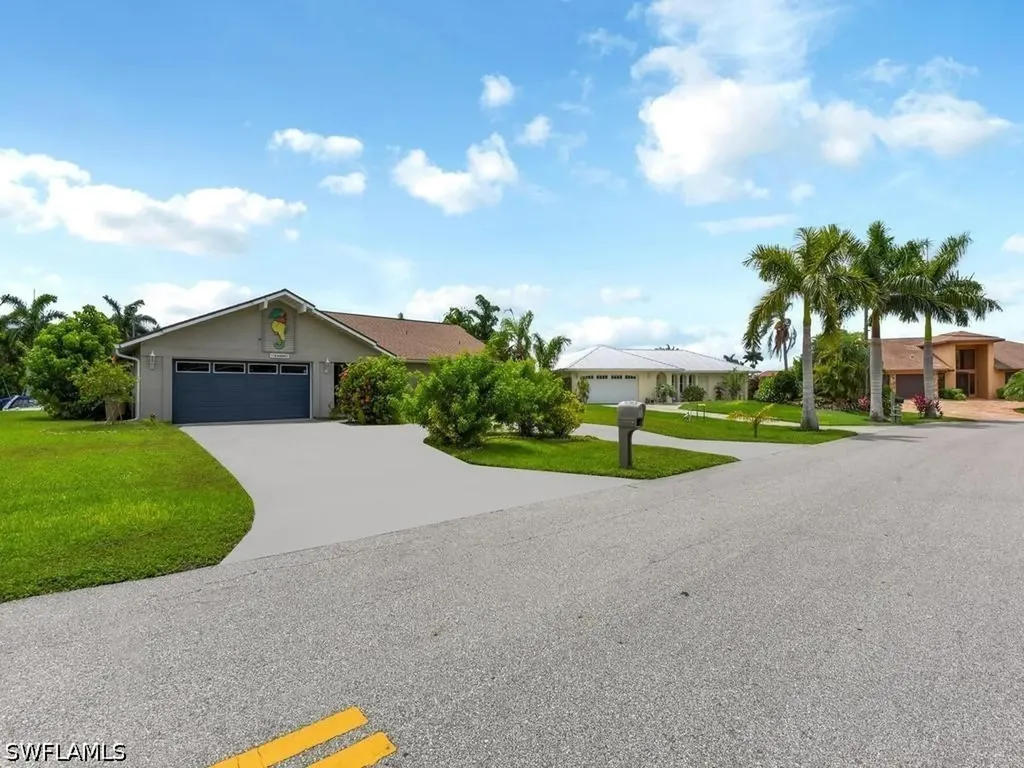 4809 SW 13th Avenue Cape Coral FL 33914