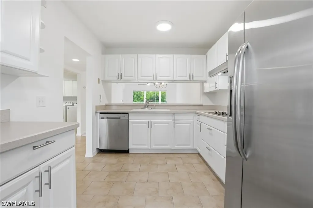 3031 Sandpiper Bay Circle Naples FL 34112