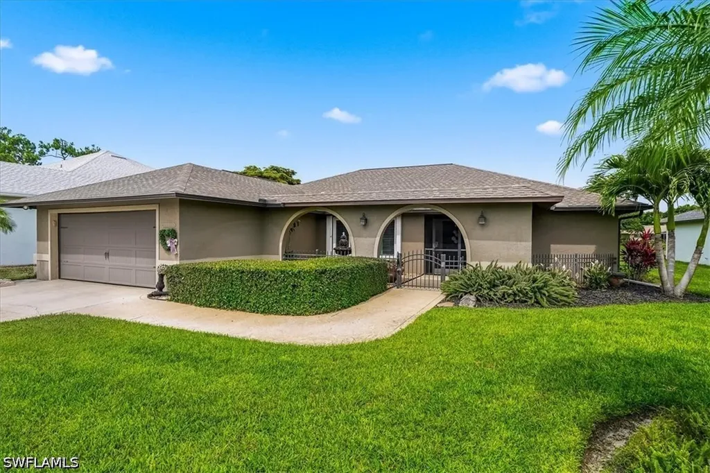 24916 Carnoustie Court Bonita Springs FL 34135