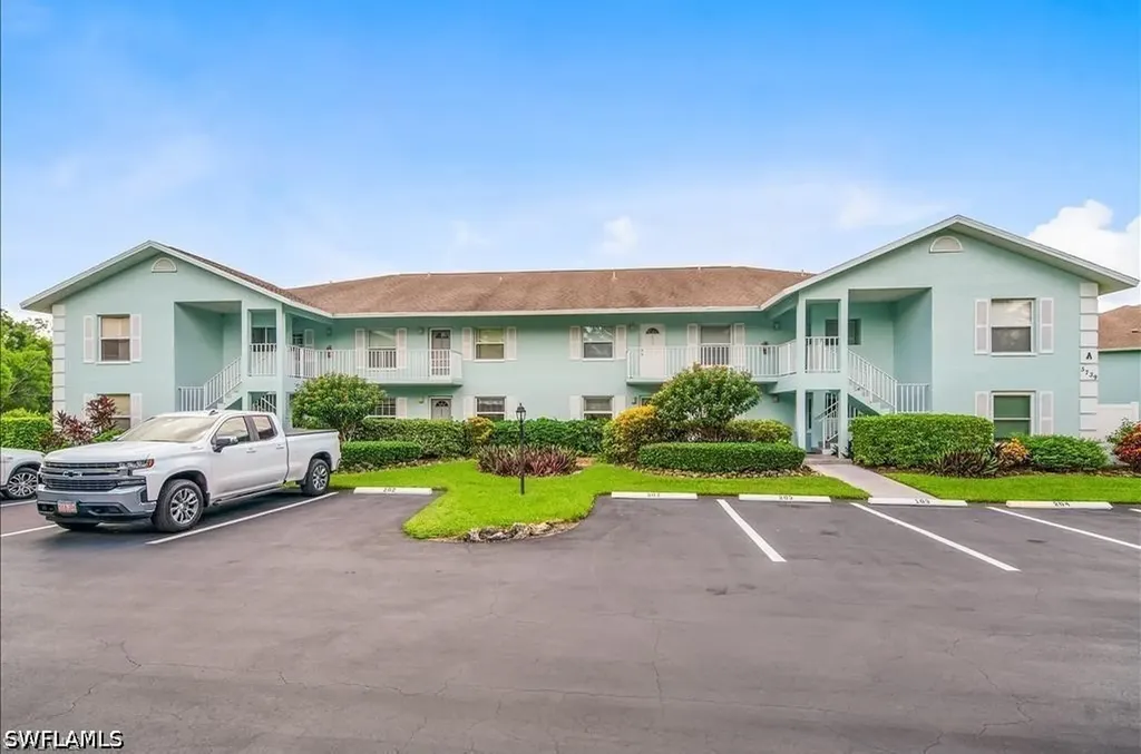 5739 Whitaker Road Naples FL 34112