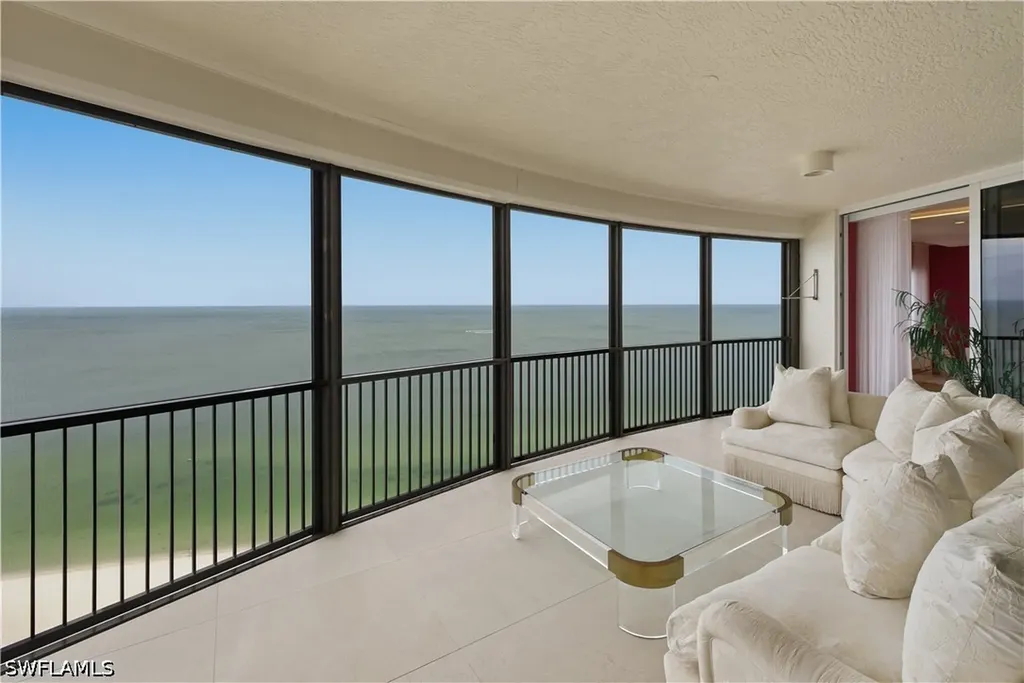 8665 Bay Colony Drive Naples FL 34108