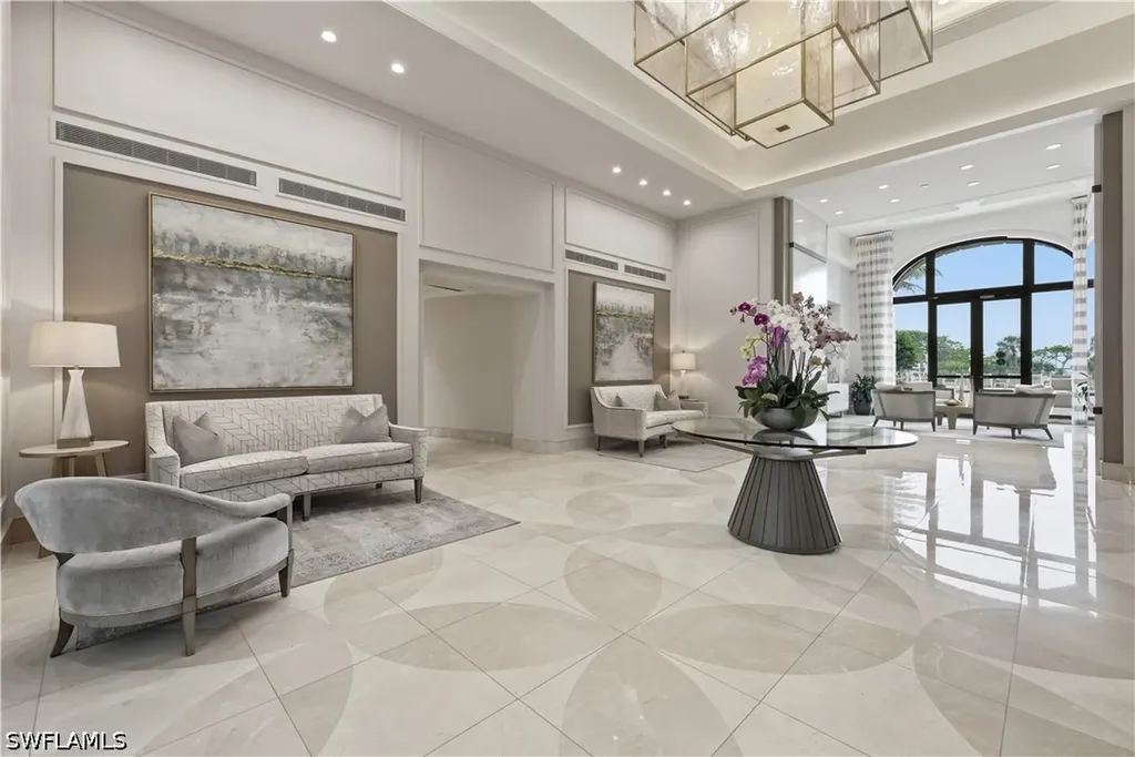 8665 Bay Colony Drive Naples FL 34108