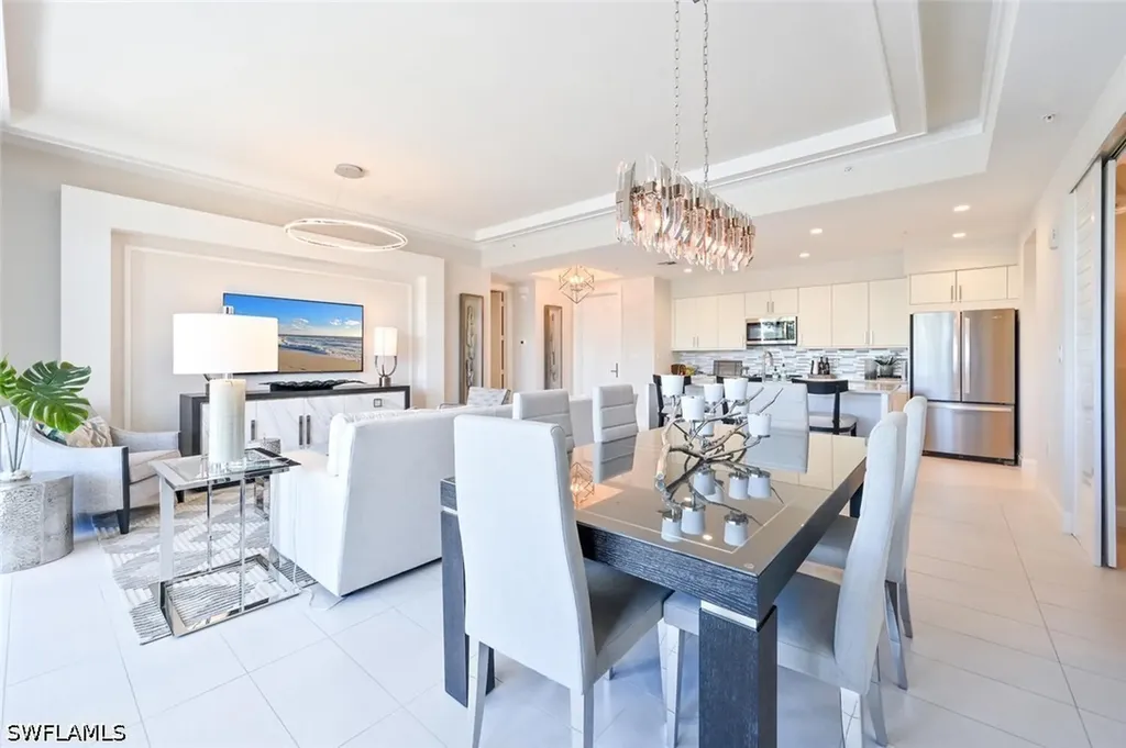 1111 Central Avenue Naples FL 34102