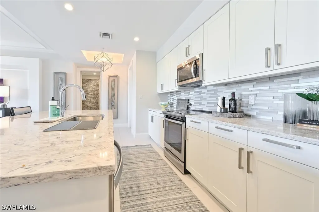 1111 Central Avenue Naples FL 34102