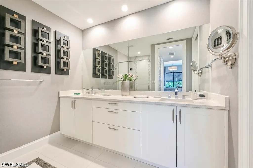 1111 Central Avenue Naples FL 34102