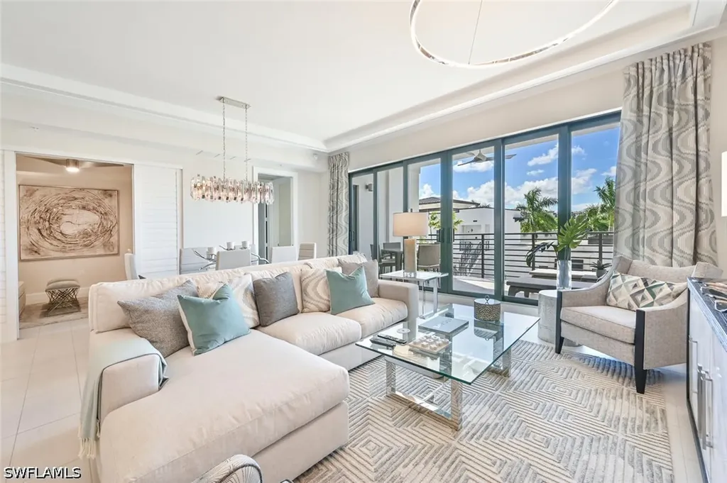 1111 Central Avenue Naples FL 34102