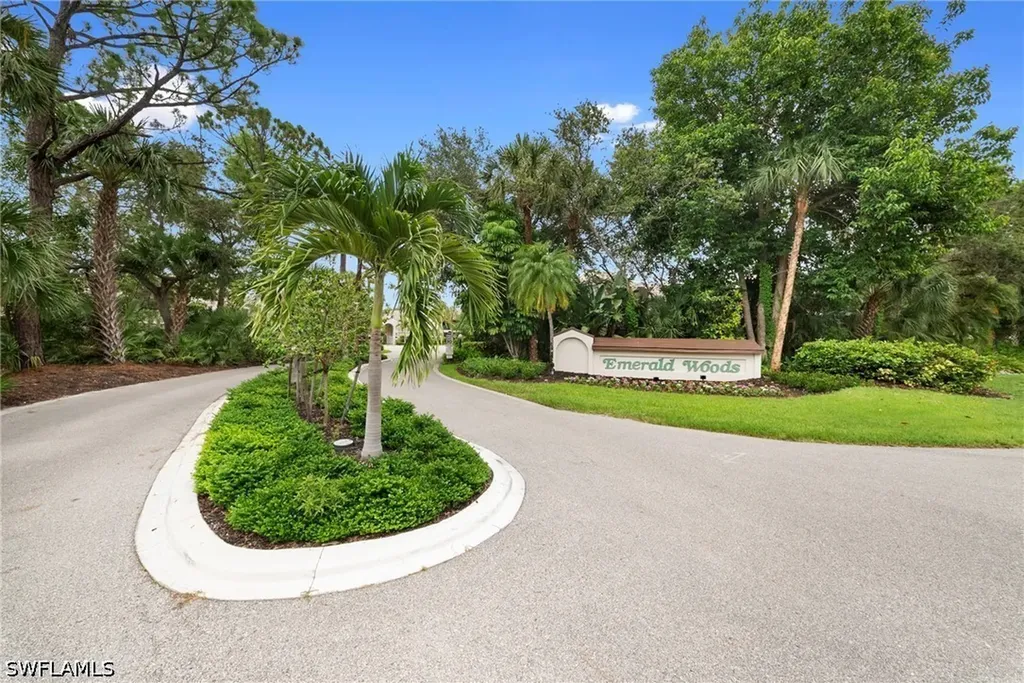 75 Emerald Woods Drive Naples FL 34108