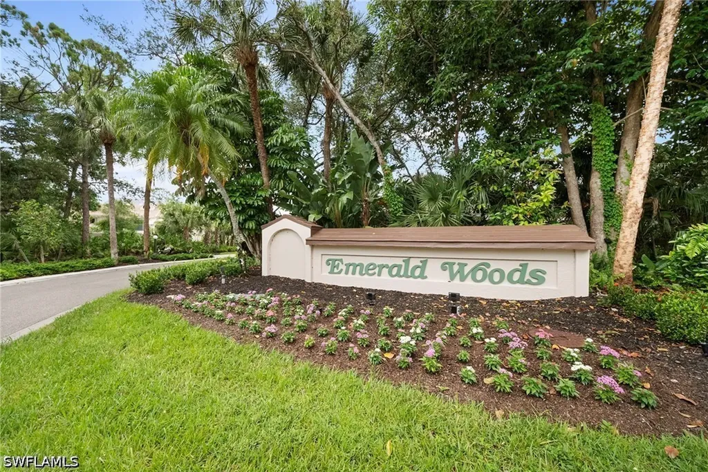 75 Emerald Woods Drive Naples FL 34108