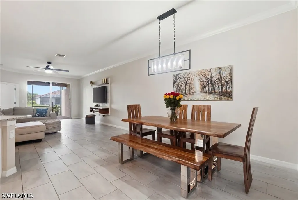 2062 Tamarron Lane Naples FL 34120