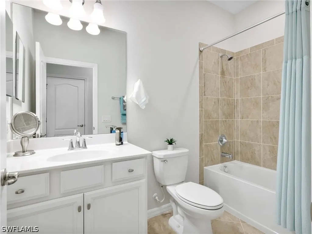 4383 Bismark Way Naples FL 34119