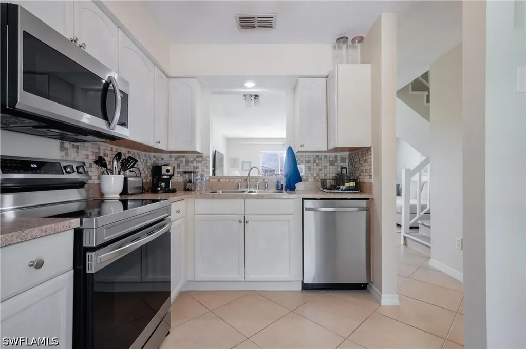 25480 Cockleshell Drive Bonita Springs FL 34135