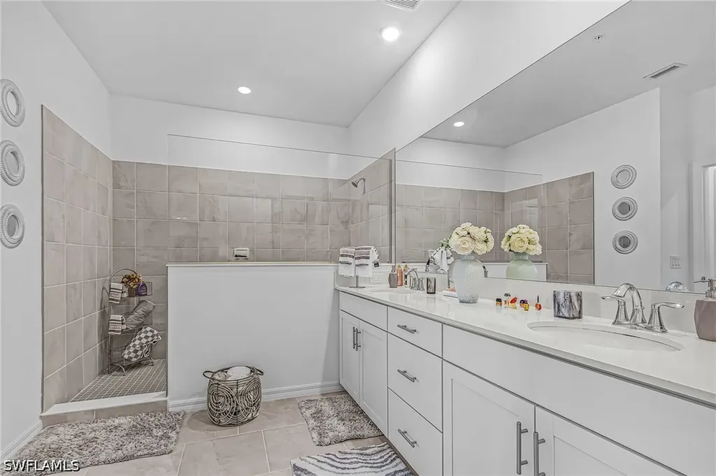 5686 Melbourne Court Ave Maria FL 34142