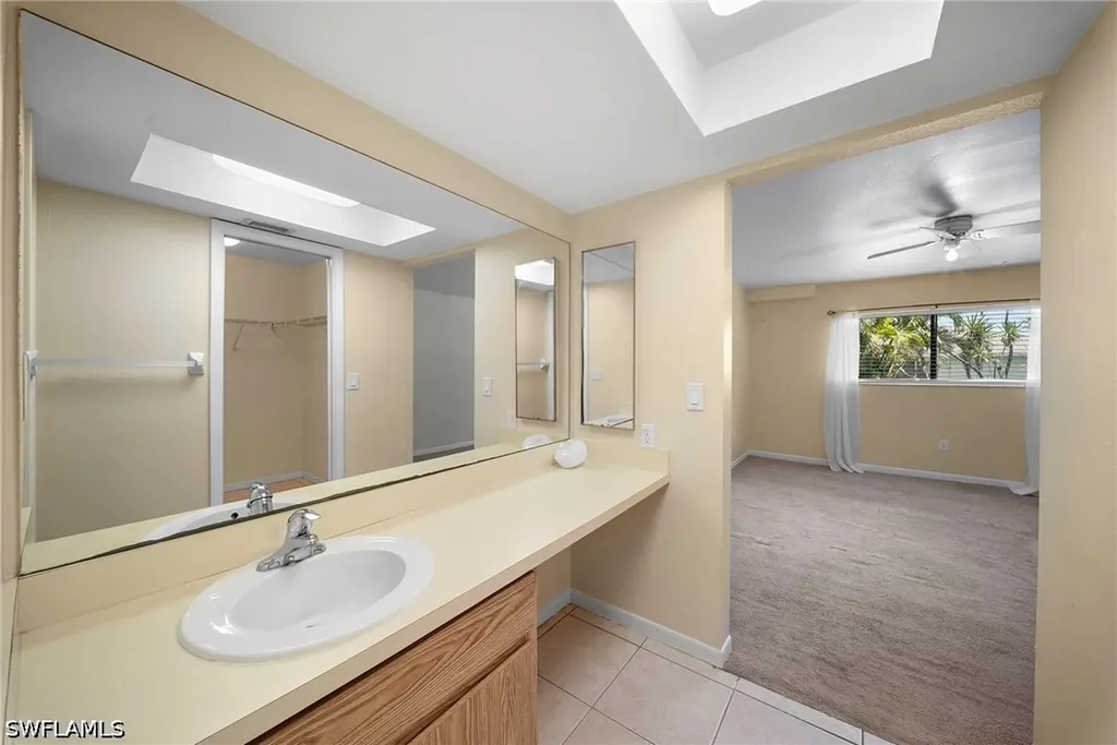 3917 Country Club Boulevard Cape Coral FL 33904