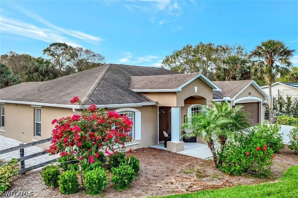 231 16th Street NE Naples FL 34120