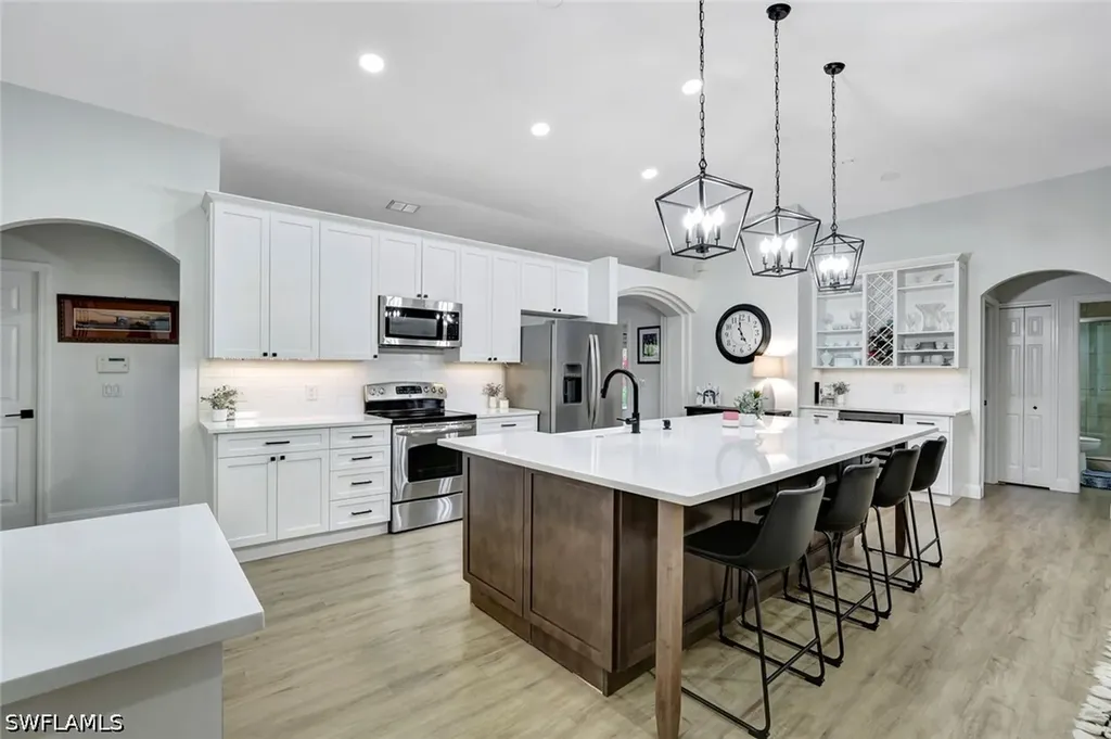 231 16th Street NE Naples FL 34120