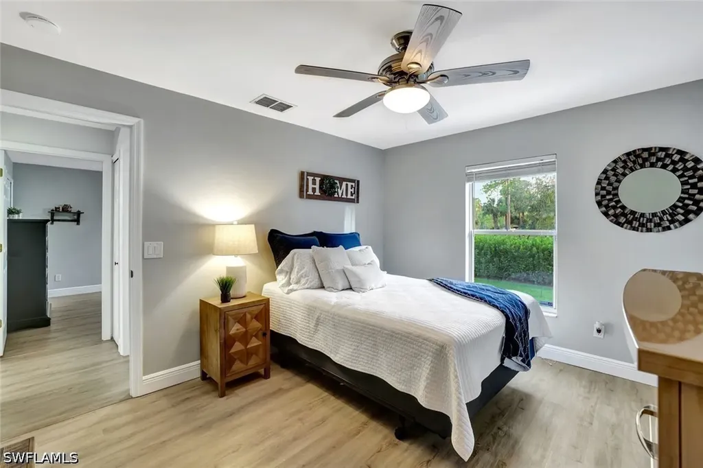 231 16th Street NE Naples FL 34120