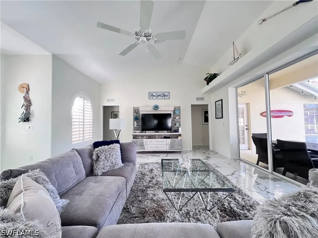 1031 Tivoli Lane Naples FL 34104