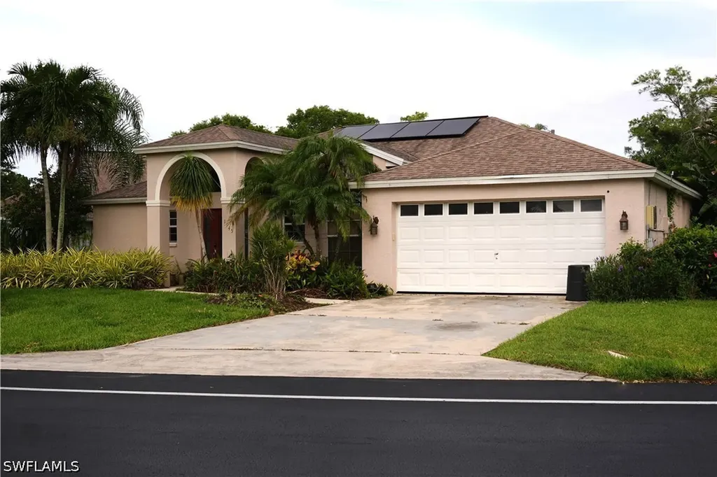 1145 Moon Lake Drive Naples FL 34104