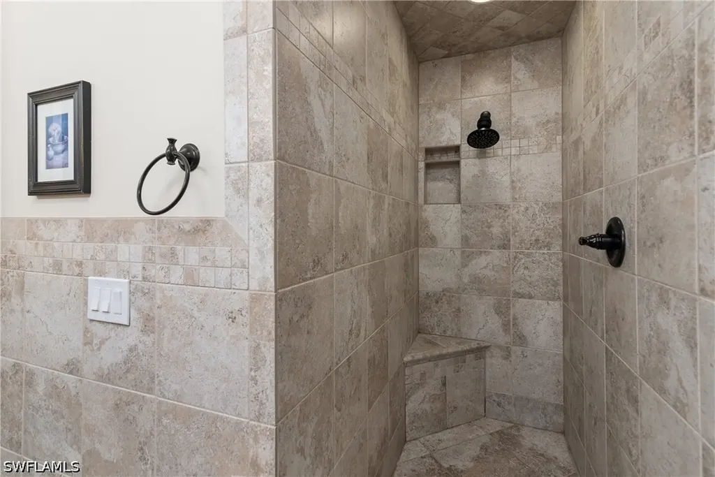 163 Bristol Lane Naples FL 34112