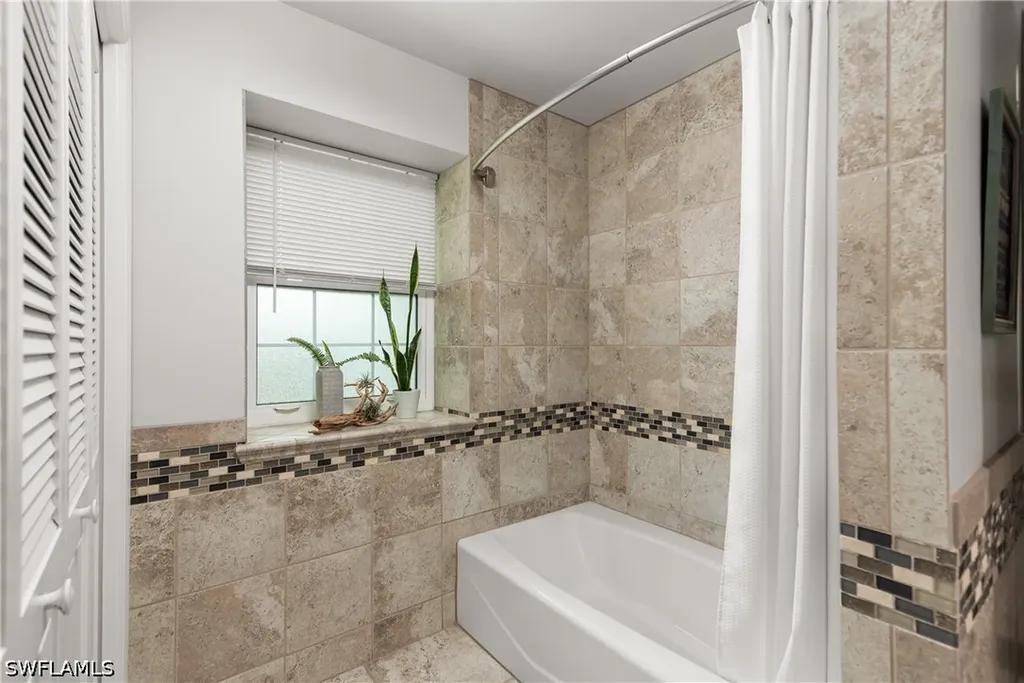 163 Bristol Lane Naples FL 34112