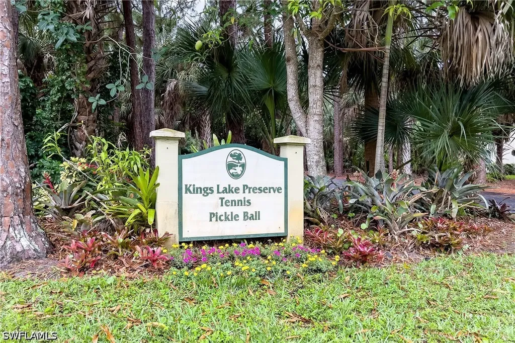 163 Bristol Lane Naples FL 34112