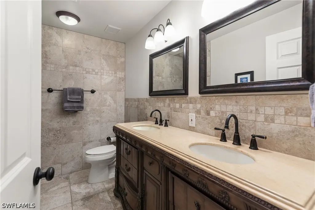 163 Bristol Lane Naples FL 34112