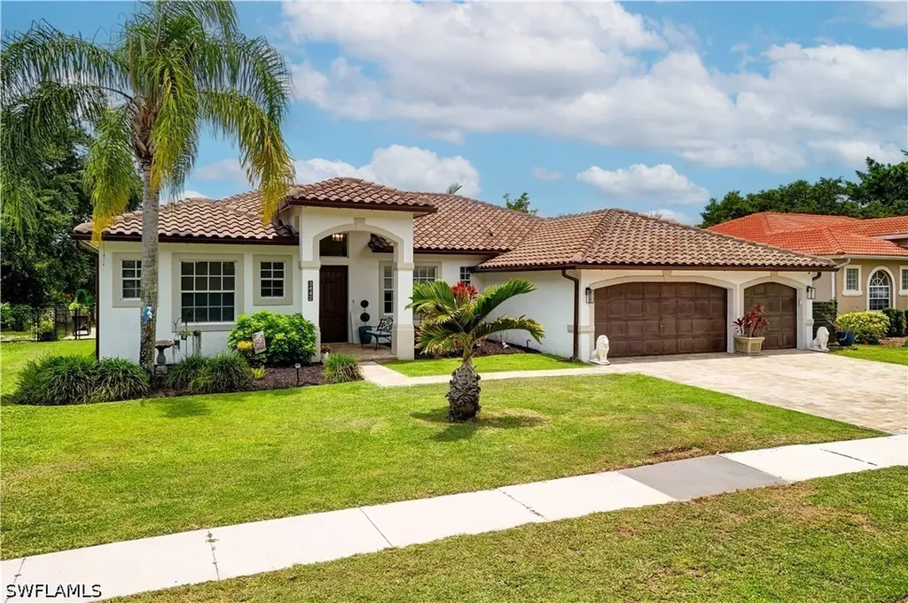 3442 Allegheny Court Naples FL 34120