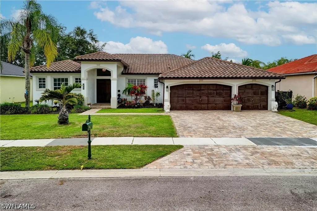 3442 Allegheny Court Naples FL 34120