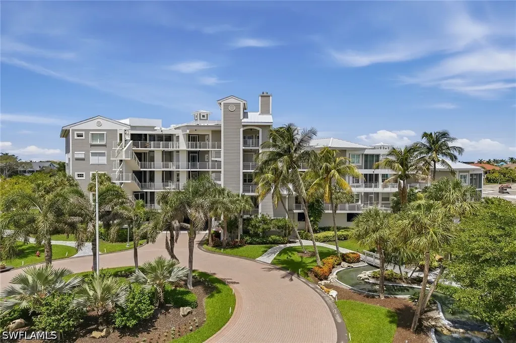 824 Hideaway Circle E Marco Island FL 34145