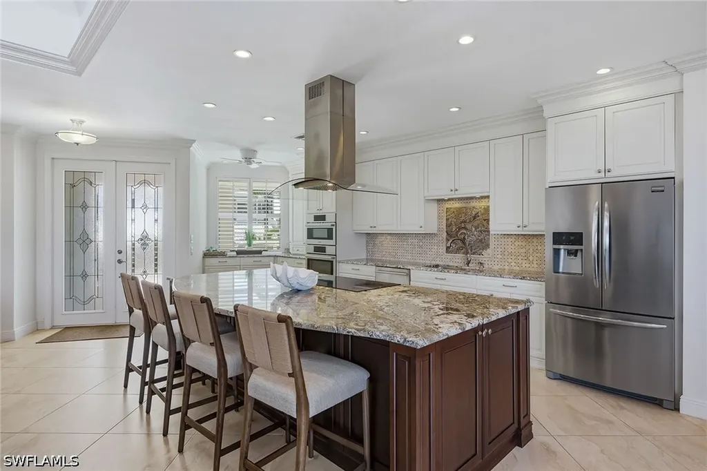824 Hideaway Circle E Marco Island FL 34145