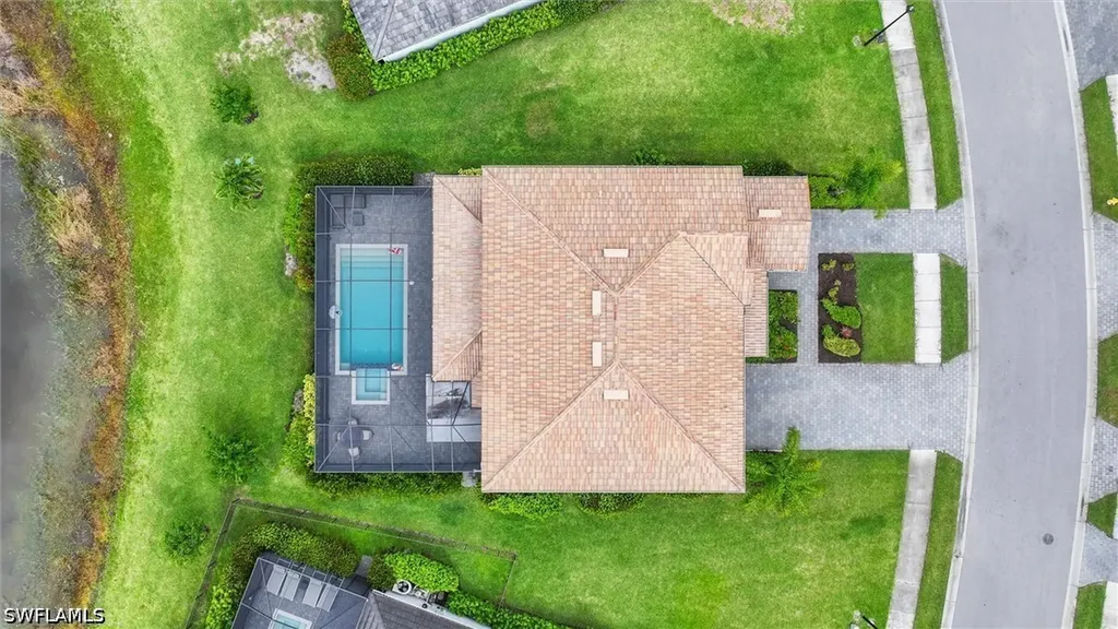 2392 Fallglo Street Naples FL 34120