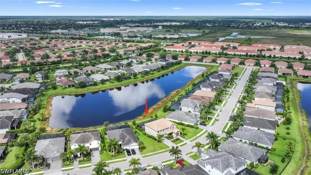 2392 Fallglo Street Naples FL 34120