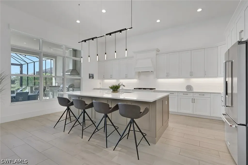 6136 Rodney Bay Lane Naples FL 34113