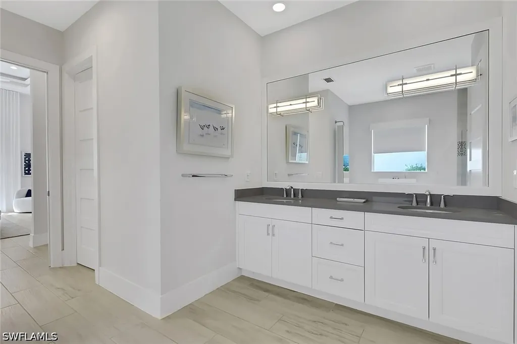 6136 Rodney Bay Lane Naples FL 34113