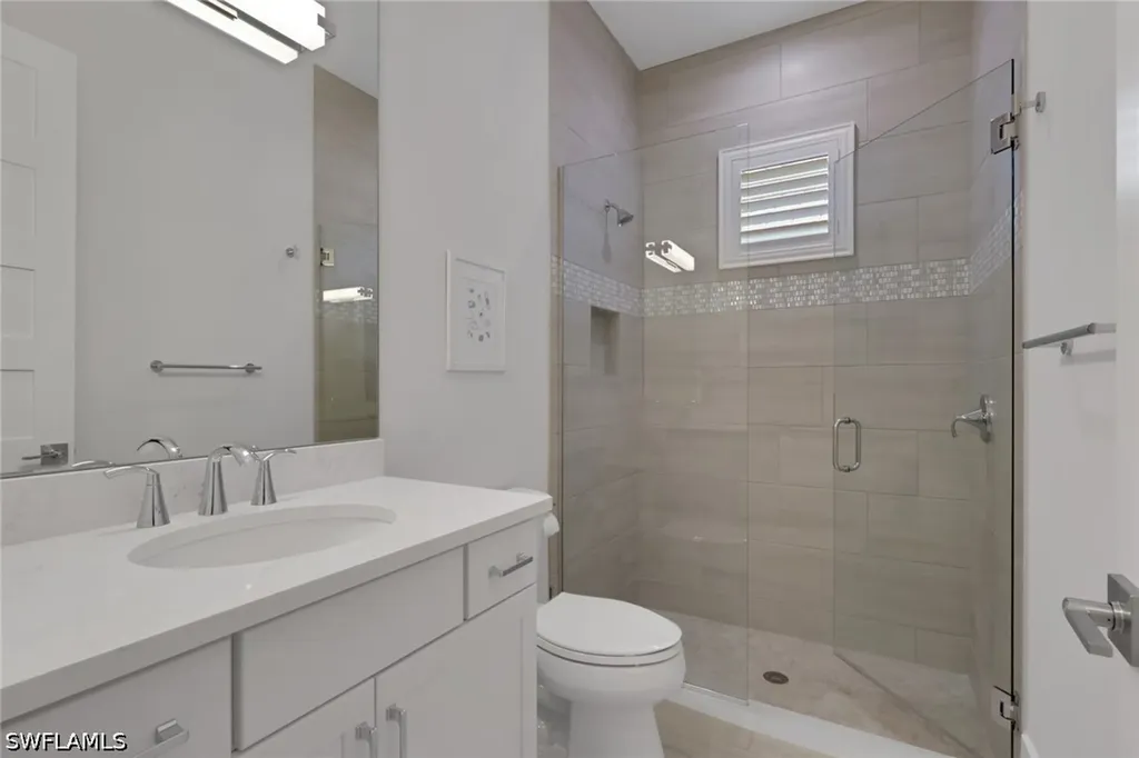 6136 Rodney Bay Lane Naples FL 34113