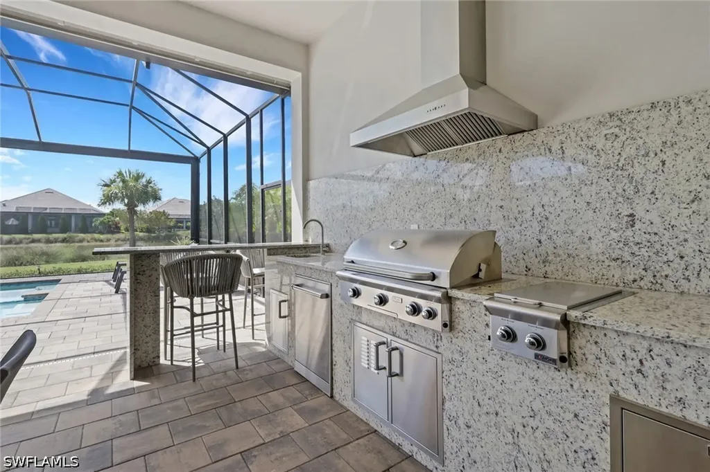 6136 Rodney Bay Lane Naples FL 34113