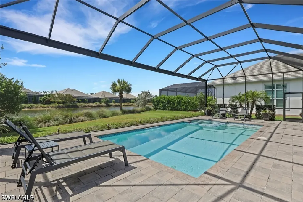 6136 Rodney Bay Lane Naples FL 34113
