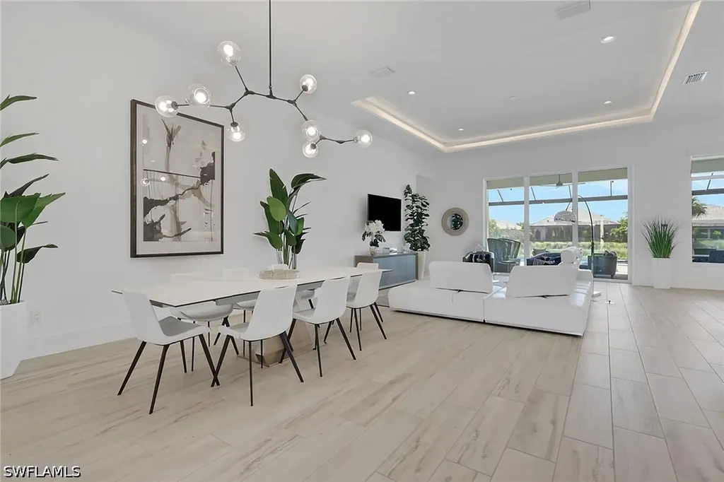 6136 Rodney Bay Lane Naples FL 34113
