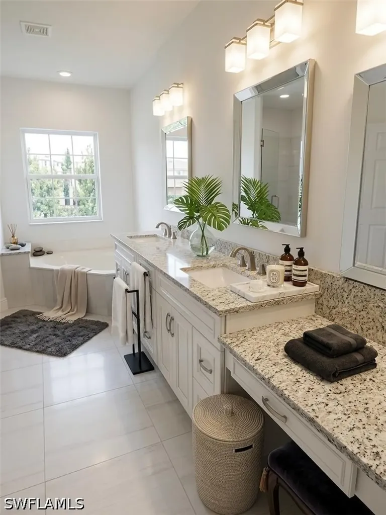 562 Laguna Royale Boulevard Naples FL 34119
